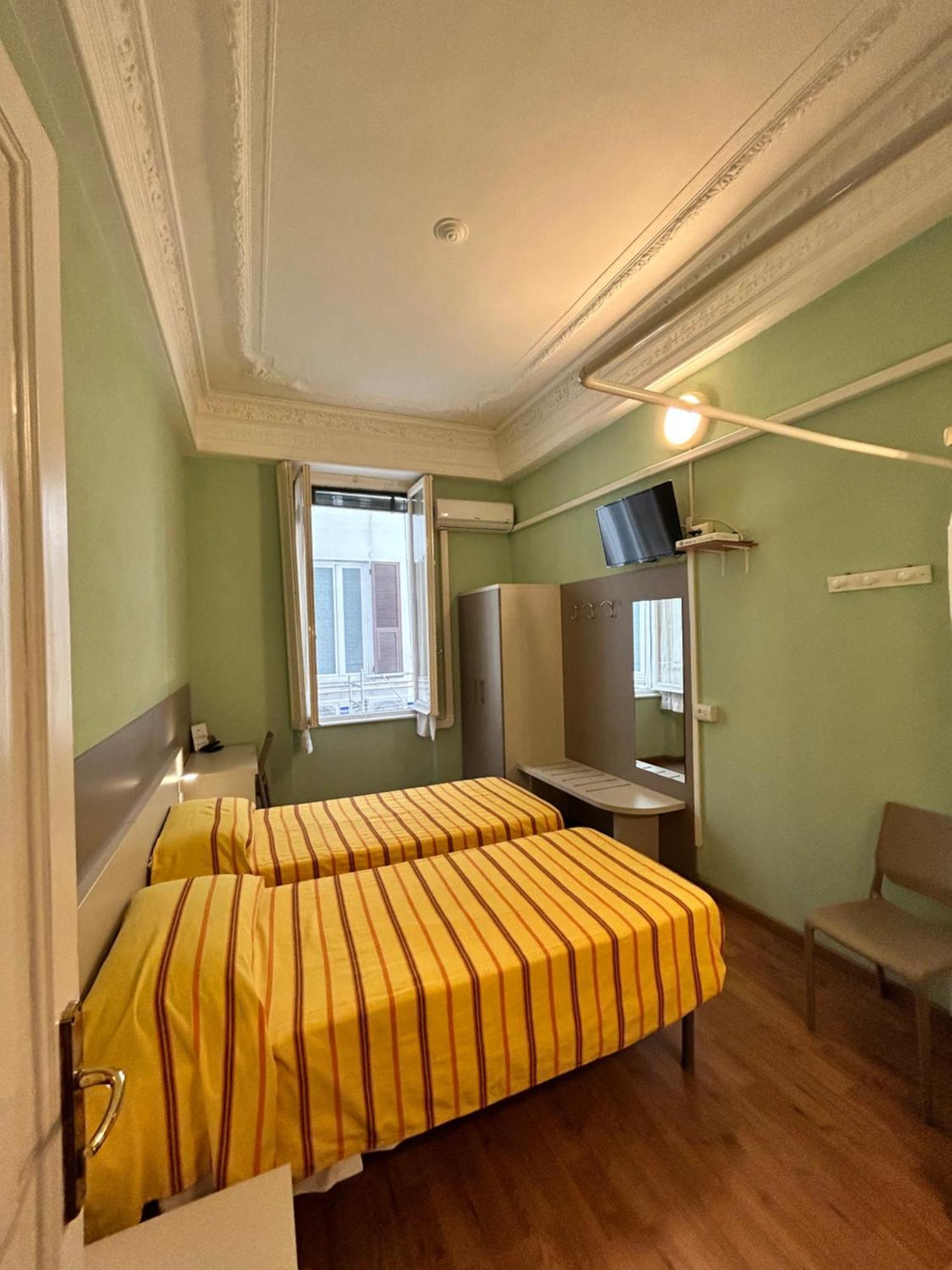Hotel Barone جنوة المظهر الخارجي الصورة