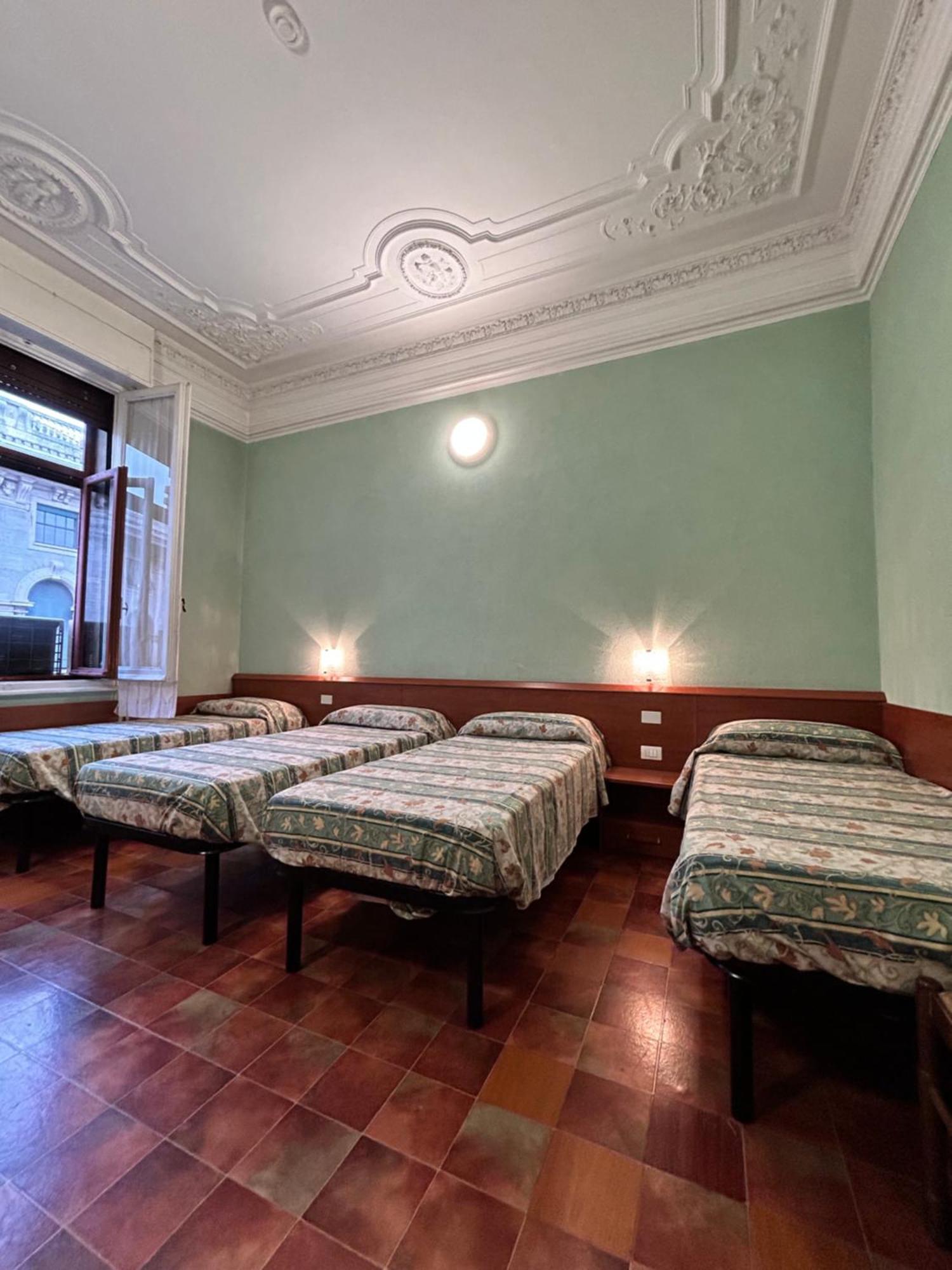 Hotel Barone جنوة المظهر الخارجي الصورة